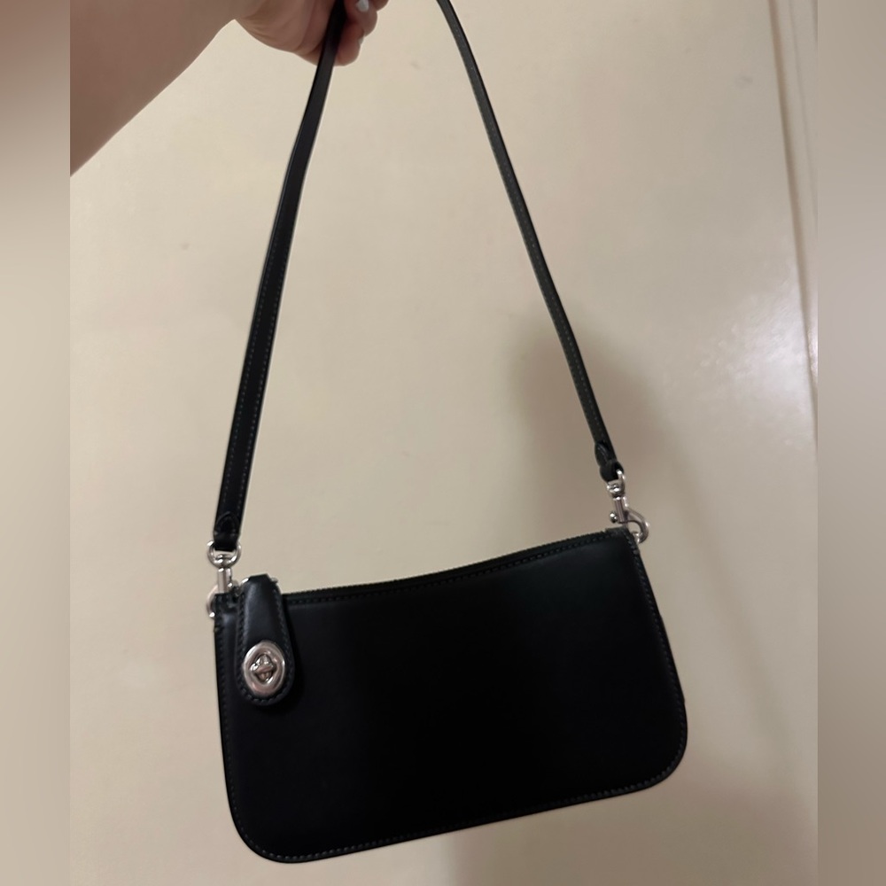 Coach Penn Shoulder Bag
